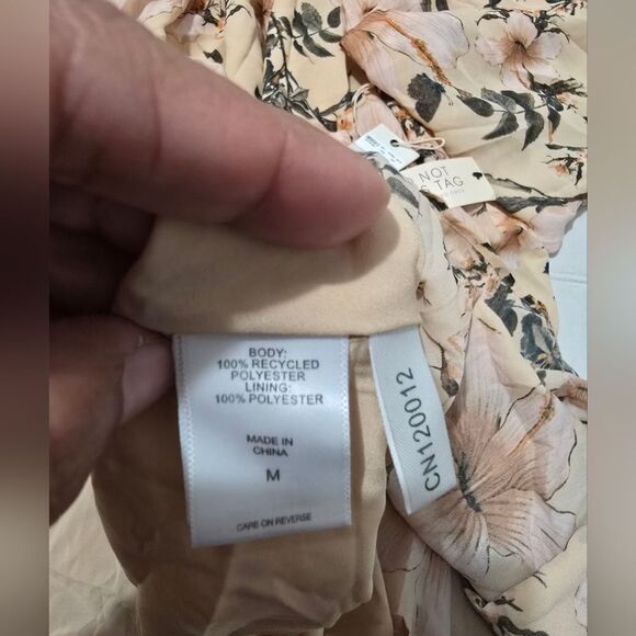 Happy X Nature Smocked Shift Dress Size Medium In Blush Floral Hibiscuos - Picture 4 of 10